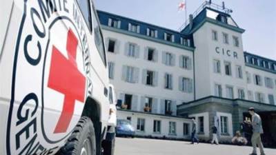 اللجنة الدولية للصليب الأحمر تستنكر إطلاق النار على قافلتها الإنسانية في غزة