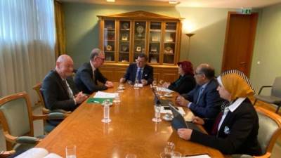 وزير السياحة والآثار يستهل لقاءاته المهنية ببرلين بلقاء اتحاد وكلاء السياحة الألمان DRV