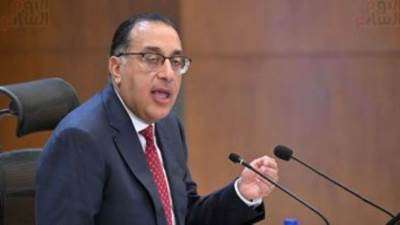 مدبولى: إيقاف بطاقات تموين وخبز وأسمدة لـ53 ألف حالة تعدت على أراضى زراعية