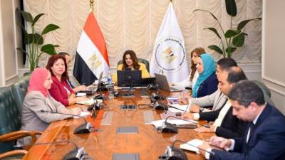 وزيرة الهجرة تلتقي عدد من أبناء الجاليات المصرية بالولايات المتحدة الأمريكية وكندا