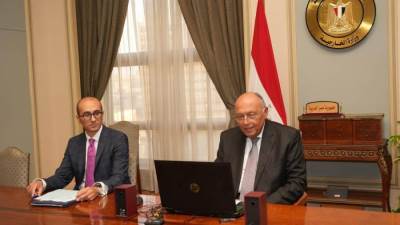 سامح شكري يترأس الاجتماع الأخير لمجموعة قادة الأعمال لمؤتمر COP27