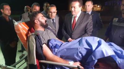 نقل 25 فلسطينيا مريضا بالسرطان للعلاج في تركيا عبر مطار العريش الدولي