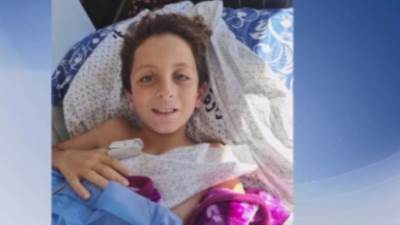 بعد استجابة لتوجيهات الرئيس السيسى.. الطفل الفلسطينى يصل معبر رفح لتلقى العلاج