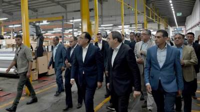 مدبولي يتفقد مصنع KCG التركي لإنتاج الغزل والمفروشات لكبريات العلامات التجارية حول العالم