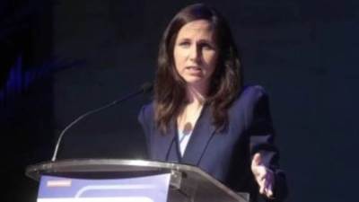 وزيرة إسبانية: إبادة الأحتلال للشعب الفلسطينى "فاشية" ويجب محاكمتهم