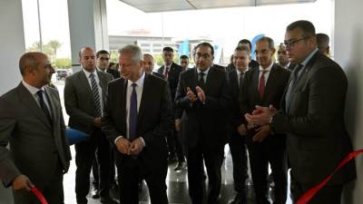 رئيس الوزراء يتفقد ويفتتح عددا من الشركات العالمية العاملة بمصر في مجال خدمات التعهيد