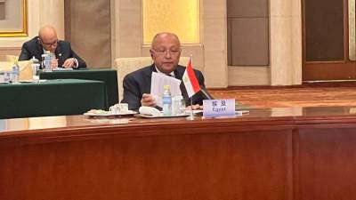 "شكري" وأعضاء اللجنة الوزارية يلتقون في بكين مع نائب الرئيس الصيني ووزير الخارجية