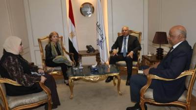 وزير النقل يبحث مع نائب رئيس بنك EIB التعاون المستقبلي في مشروعات النقل المختلفة
