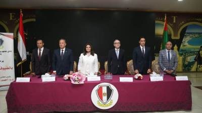 وزيرة الهجرة تلتقي الجالية المصرية في الإمارات لحثهم على المشاركة في الانتخابات الرئاسية