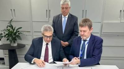 عاشور: مصر حريصة على تعزيز التعاون مع المملكة المتحدة