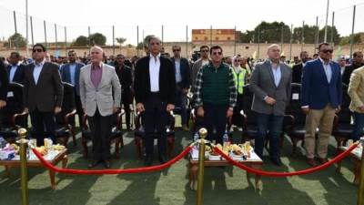 وزير الشباب ومستشار الرئيس للمناطق الحدودية والنائية يشهدان لقاءً حواريًا مع شباب وأهالي الواحات البحرية