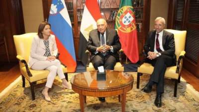 وزير الخارجية يجري مباحثات ثلاثية مشتركة مع نظيرة البرتغال وسلوفينيا في القاهرة لبحث الأوضاع في غزة