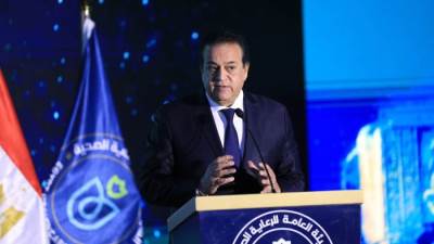 وزير الصحة يؤكد العمل على إطلاق المرحلة الثانية من منظومة التأمين الصحي