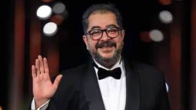نجوم الفن يرثون الفنان الراحل طارق عبد العزيز