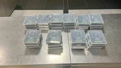 جمارك مطار أسيوط تضبط محاولة تهريب عدد من أجهزة الاختبار والقياس المحمولة