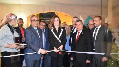 وزيرة الثقافة تفتتح معرِض الفن التشكيلي "مصر قد الدنيا" بقصر الفنون بدار الأوبرا