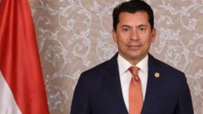 وزير الرياضة : فخور بأبطال الإسكواش للحفاظ علي تصدرهم التصنيف العالمي