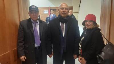 وزير النقل يلتقي بأبناء الجالية المصرية ببريطانيا ممن يشاركون في التصويت على الانتخابات