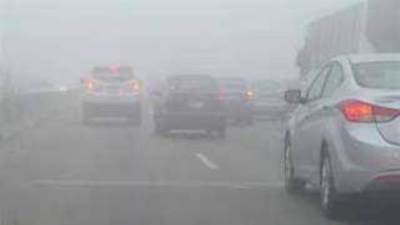 غلق طريقى إسكندرية الصحراوى والعلمين بسبب الشبورة المائية