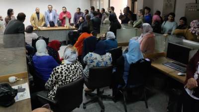 أزمة الوفد.. الموافقة الرسمية على زيادة رواتب الصحفيين 800 جنيه.. وبداية مرحلة جديدة من التفاوض