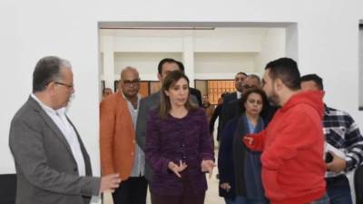 وزيرة الثقافة تتفقد مشروع تطوير مجمع الفنون المعاصرة ومكتبة 15 مايو