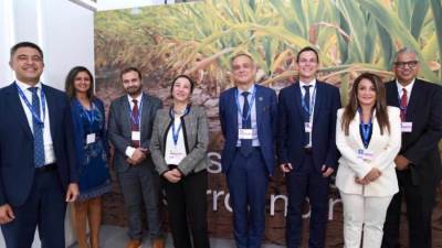 وزيرة البيئة تلتقي مسؤولي شنايدر إلكتريك على هامش مؤتمر المناخ COP28