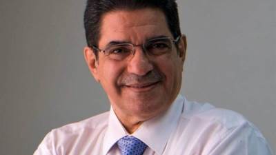 أسرة تحرير "الصفقة" تنعي الإعلامي طارق الفطاطري 