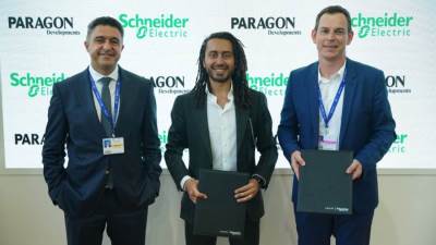 اتفاقية تعاون بين شنايدر إلكتريك وباراجون للتطوير العقاري لتعزيز الاستدامة في قطاع المباني الإدارية