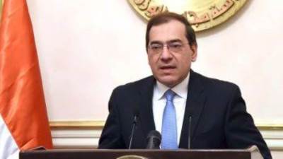 مباحثات ثنائية مع رئيس إنرجين العالمية حول أعمالها بالمتوسط