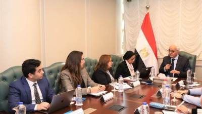 وزير التعليم يستقبل وفد البنك الدولى لمتابعة التعاون لتطوير التعليم قبل الجامعي 