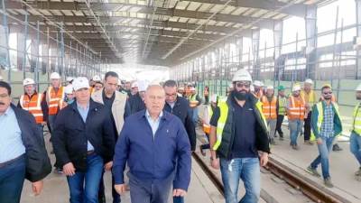 وزير النقل يتابع التقدم في معدلات تنفيذ مشروع الخط الاول من شبكة القطار الكهربائي السريع