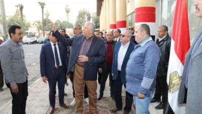 وزير الزراعة يطمئن على جاهزية اللجنة الانتخابية بمقر هيئة التعمير والتنمية الزراعية لاستقبال الناخبين غدا