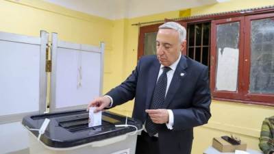 رئيس المحكمة الدستورية العليا: المشاركة في الانتخابات الرئاسية حق وواجب