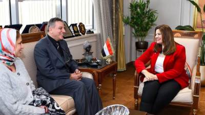 وزيرة الهجرة تستقبل نائب رئيس فرع اتحاد المصريين في الخارج بالولايات المتحدة