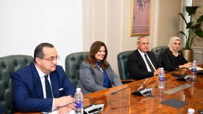 وزيرة الهجرة تستقبل نائب وزير الخارجية الأسترالي للهجرة لبحث التعاون