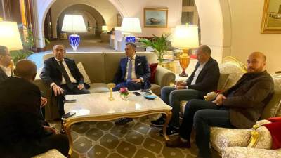 وزير السياحة يعقد لقاءات إعلامية مع ممثلي عدد من الصحف ووكالات الأنباء العربية