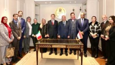 تدريس اللغة الإيطالية بالمدارس الحكومية بـ"أولى إعدادى" بداية من العام القادم