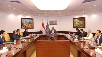 وزير الاتصالات يبحث مع الممثل المقيم لبرنامج الأمم المتحدة مشروعات التعاون المشترك