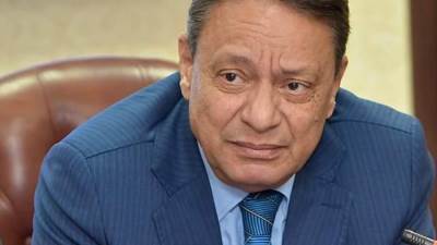 رئيس الأعلى للإعلام يعزي وزير الاعلام الكويتي في وفاة أمير الكويت