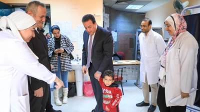 وزير الصحة يتفقد سير العمل بالمعهد القومي للجهاز الحركي العصبي بإمبابة