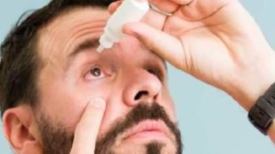 أنواع القطرات المستخدمة لعلاج جفاف العين