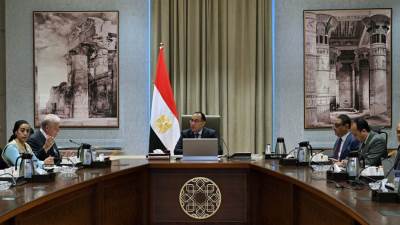 رئيس الوزراء يتابع الموقف التنفيذي لعدد من المشروعات في محافظة "جنوب سيناء"