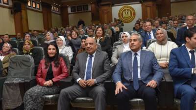 محمود عصمت: التدريب عملية مستمرة ومحور رئيسي في خطة التطوير الشامل