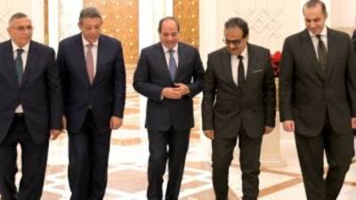 شاهد استقبال الرئيس السيسى لحازم عمر وفريد زهران وعبد السند يمامة بالاتحادية