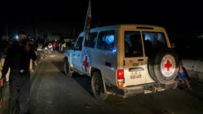 إعلام إسرائيلى: صفقة التبادل تتضمن انسحابا جزئيا من غزة وتهدئة تصل إلى شهر