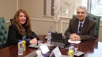 وزير الكهرباء يستقبل سفيرة الولايات المتحدة الأمريكية لدى مصر لبحث سبل التعاون