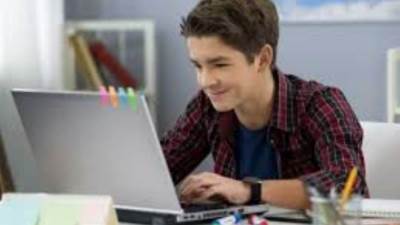 وزير التعليم العالي يعلن إدراج 28 جامعة مصرية في النسخة الأولى للتصنيف العربي للجامعات العربية