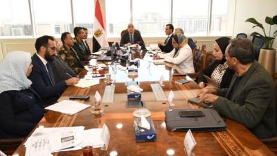 وزير الإسكان يترأس الاجتماع الأول للأمانة الفنية بشأن دراسة تفعيل منظومة العمران والبناء الأخضر