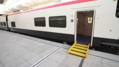 السكة الحديد تخفض سرعات بعض القطارات لسوء الطقس وسقوط الأمطار