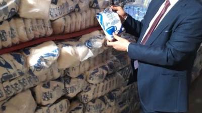 حماية المستهلك يضبط 11.5 ألف طن سكر بعد حجبها من التداول فى الأسواق